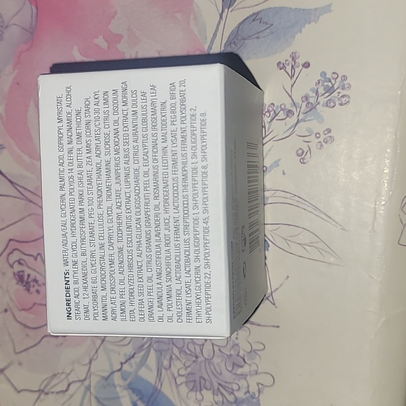 SATURDAY SKIN Pretty Pop Probiotic Power Whipped Cream full size 50 ml - Picture 3 of 6